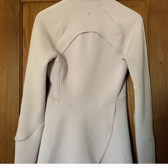 Lululemon pullover - Picture 2 of 2
